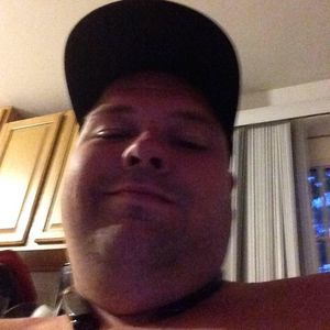 Meet your Posher, Larry